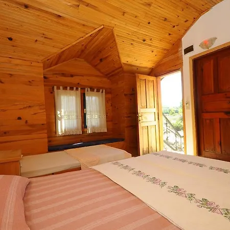 Koyevi Pensionat *